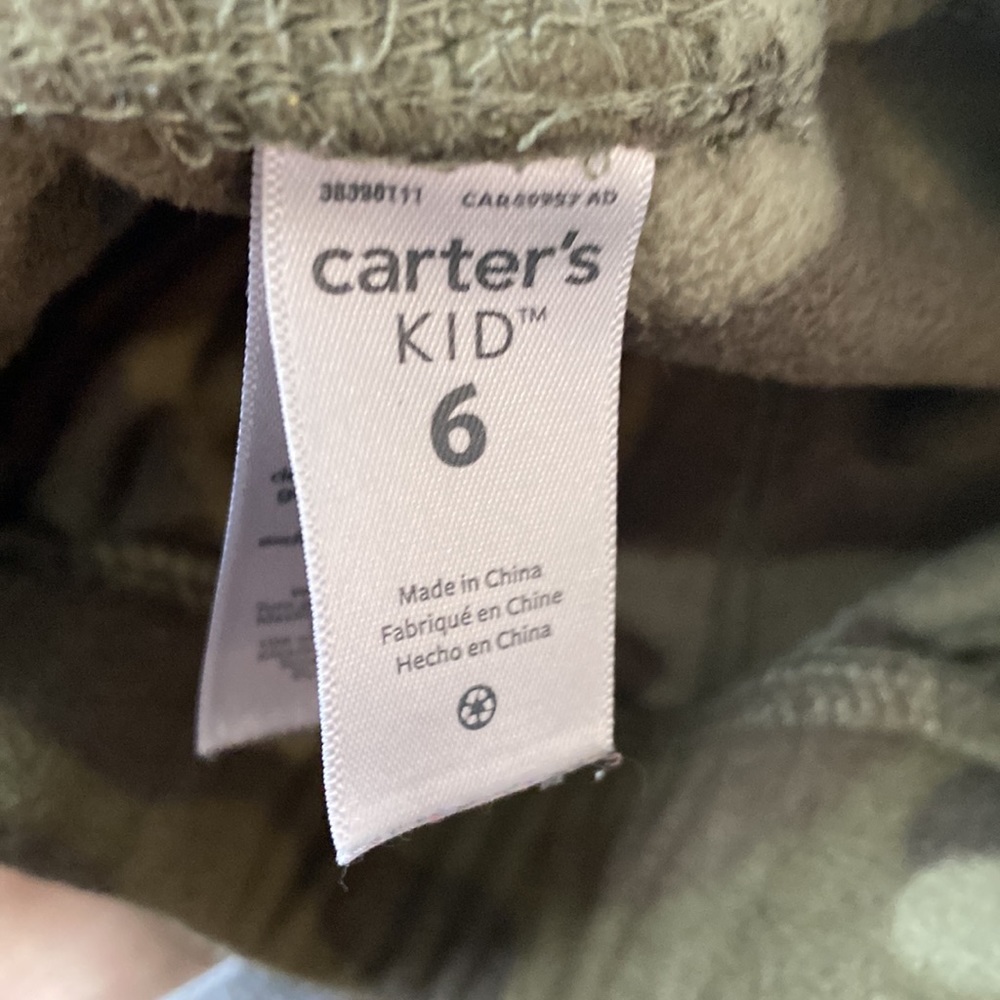 Carters boys fleece Camo sweatpants size 6 - Picture 2 of 2
